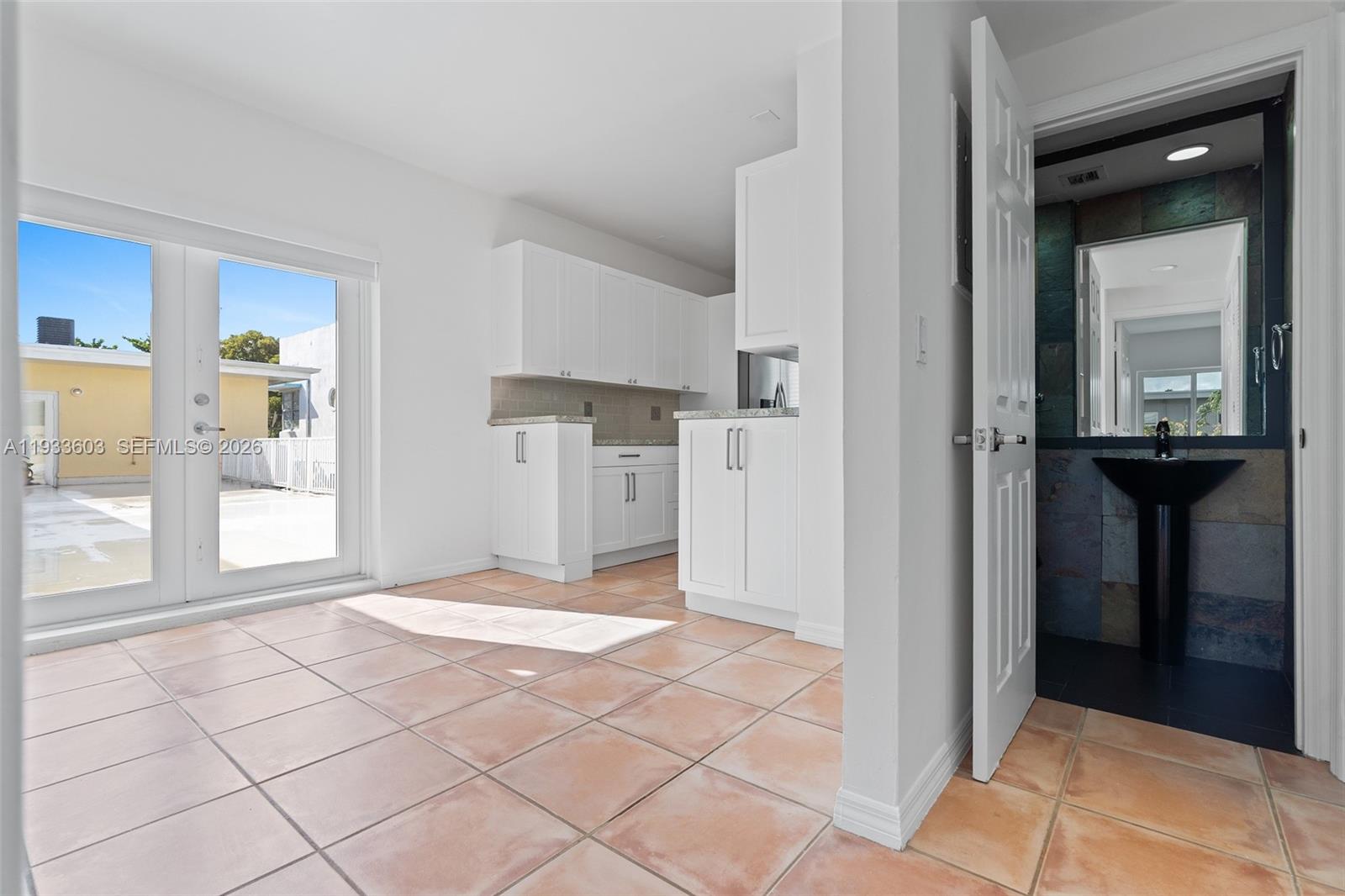 1925 Calais Dr #6 Miami Beach, FL 33141