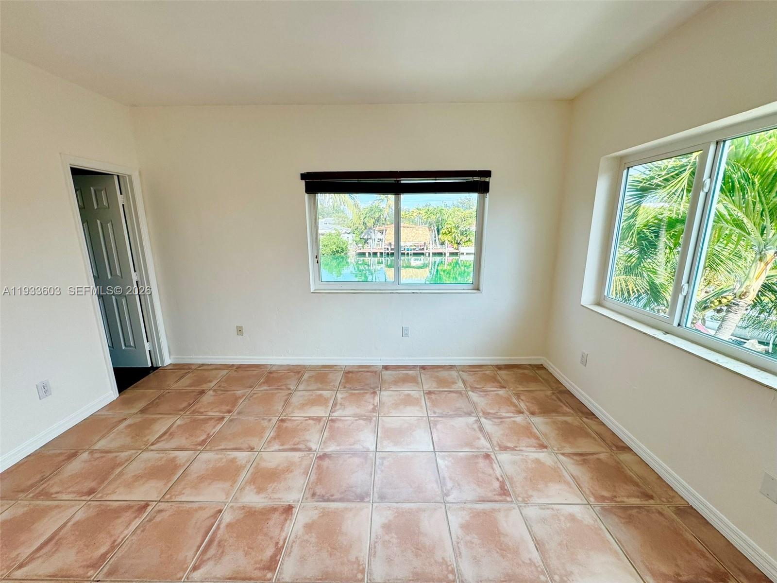 1925 Calais Dr #6 Miami Beach, FL 33141