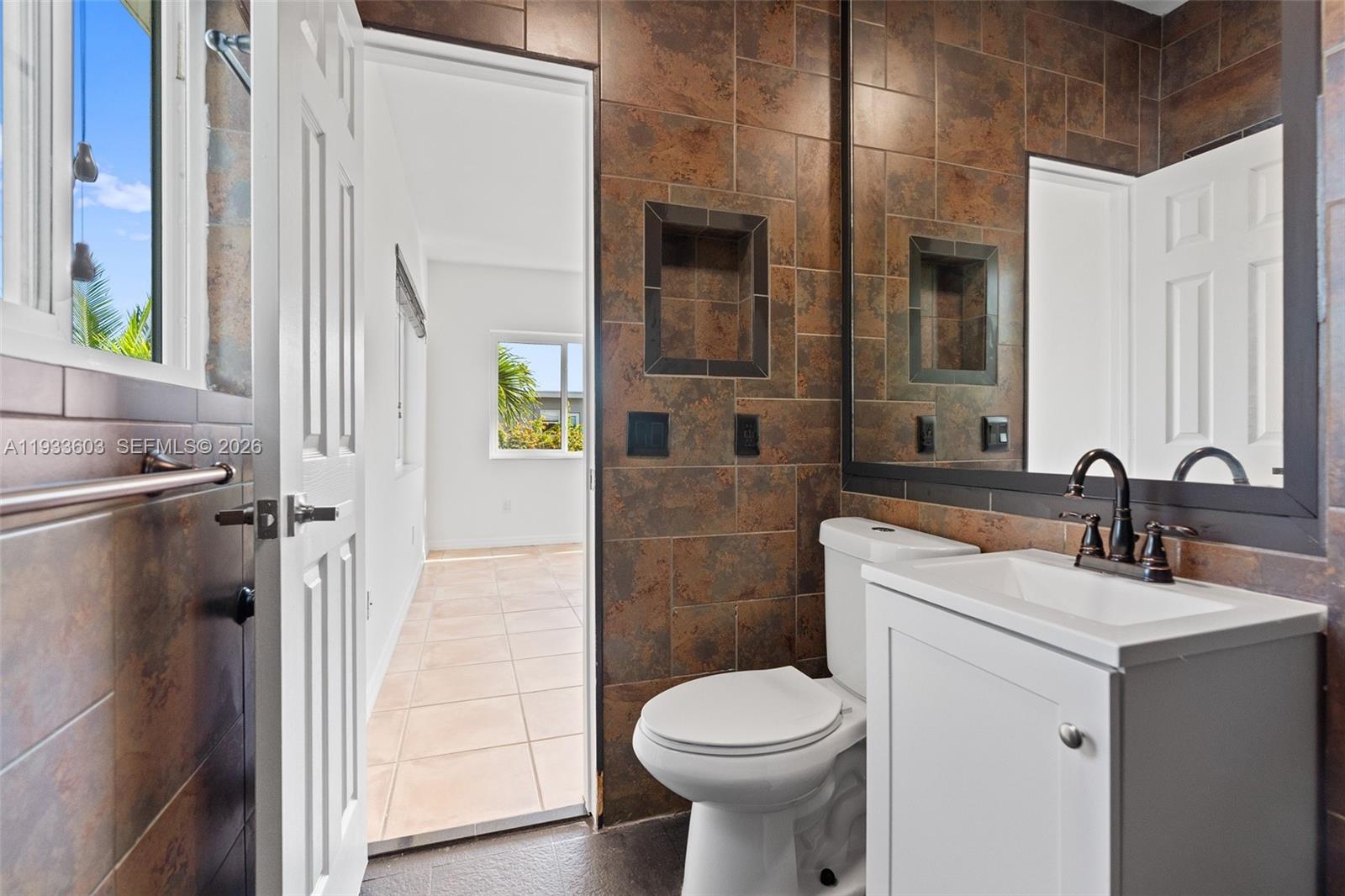 1925 Calais Dr #6 Miami Beach, FL 33141