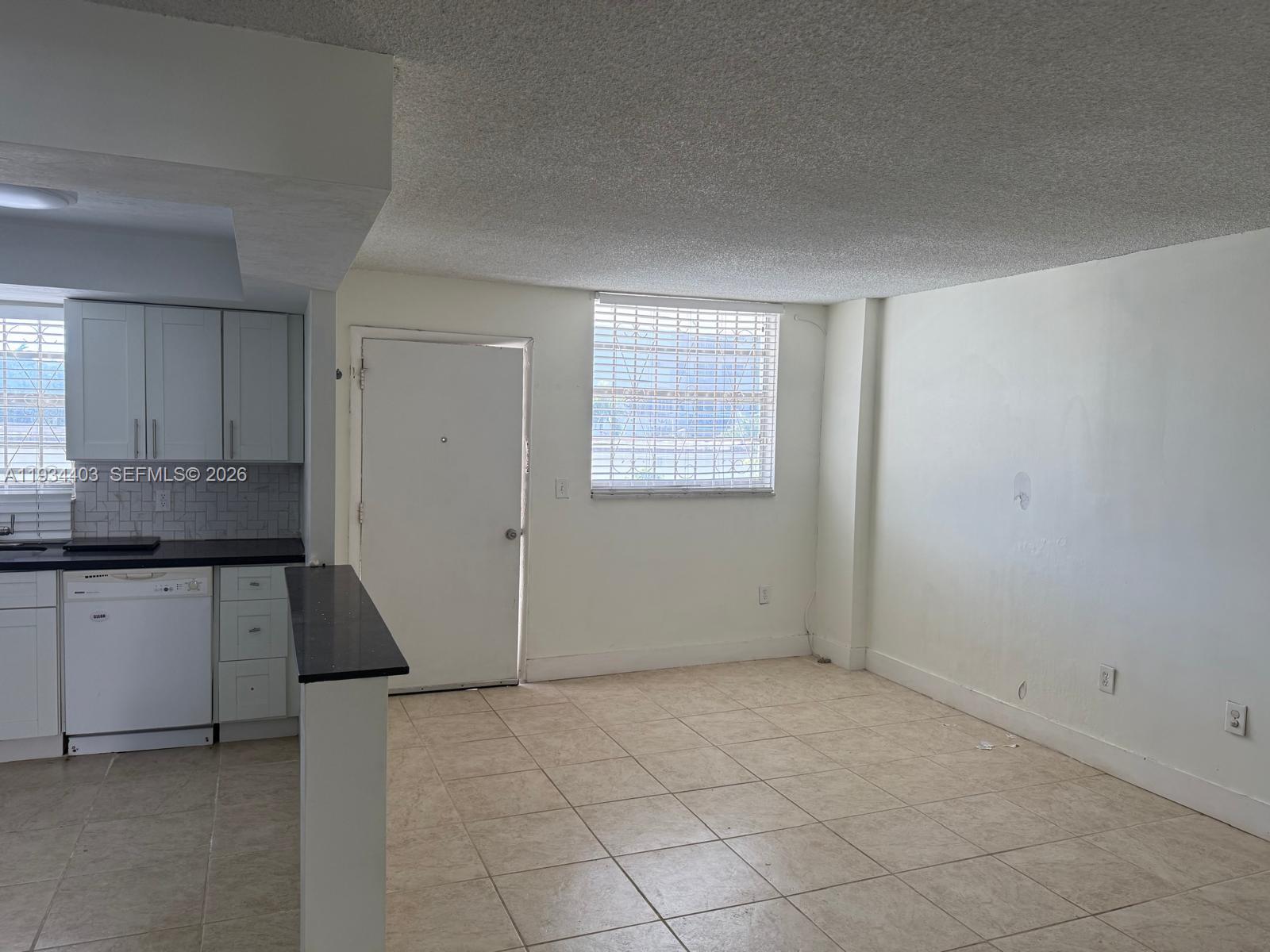 910 Michigan Ave #305 Miami Beach, FL 33139