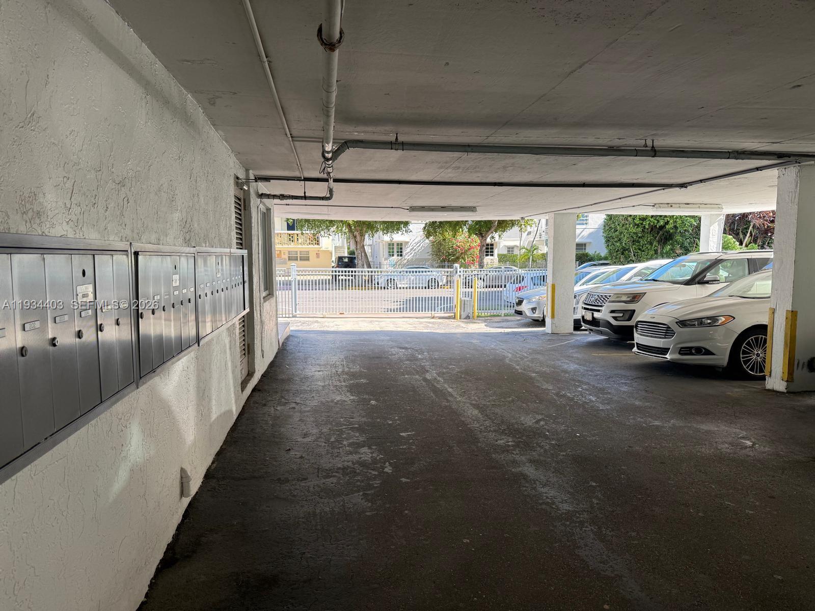 910 Michigan Ave #305 Miami Beach, FL 33139