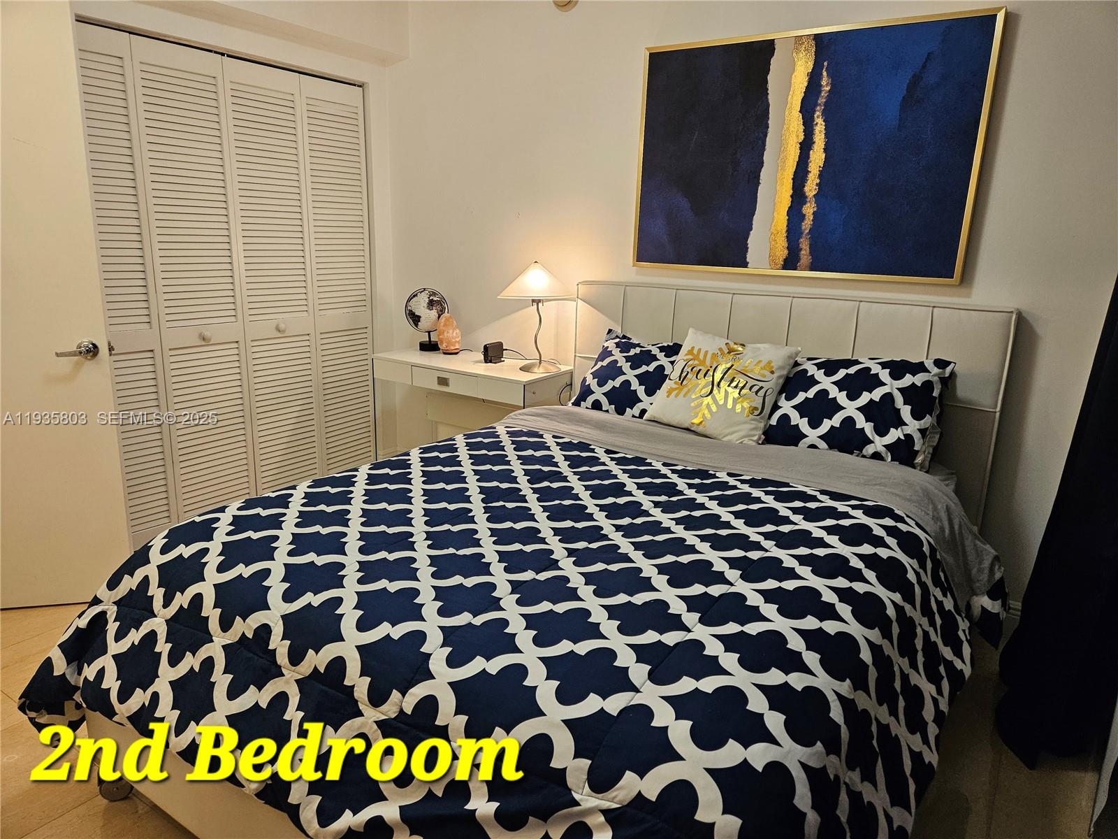 image Brickell on the River South34