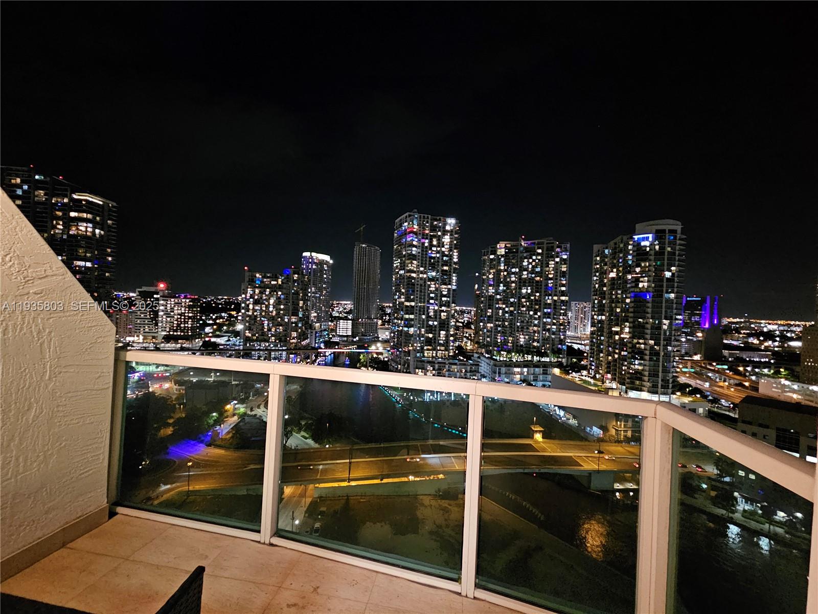 image Brickell on the River South46