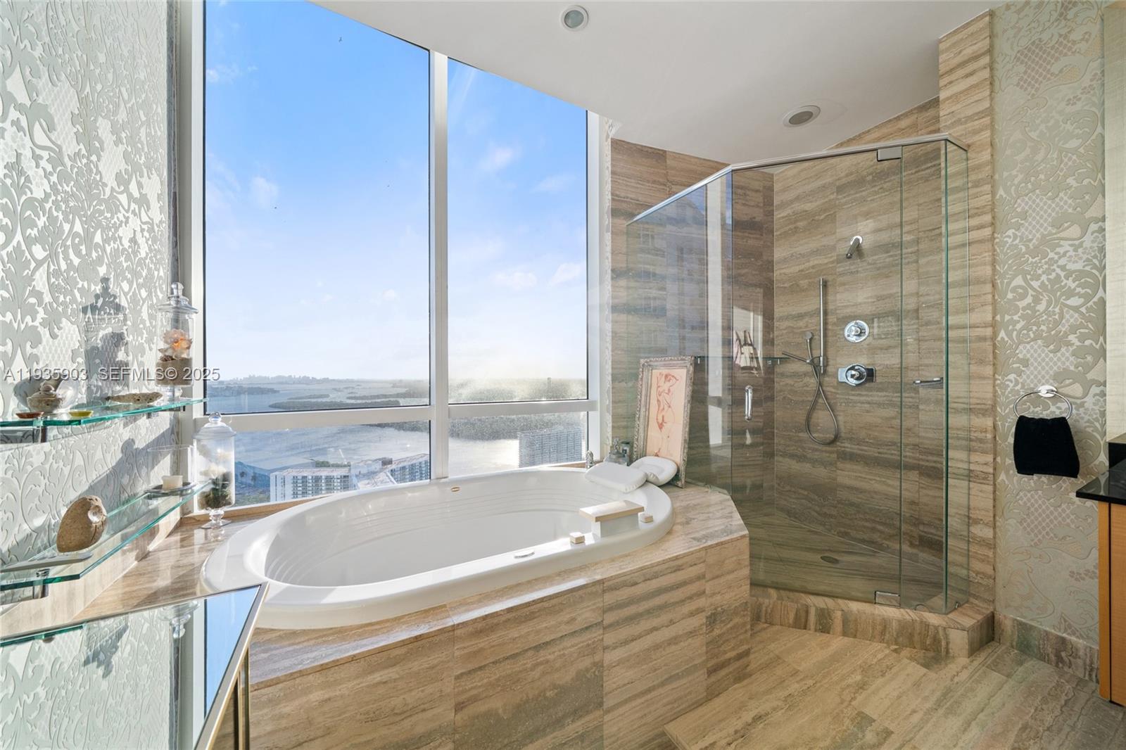 image Trump Tower I12