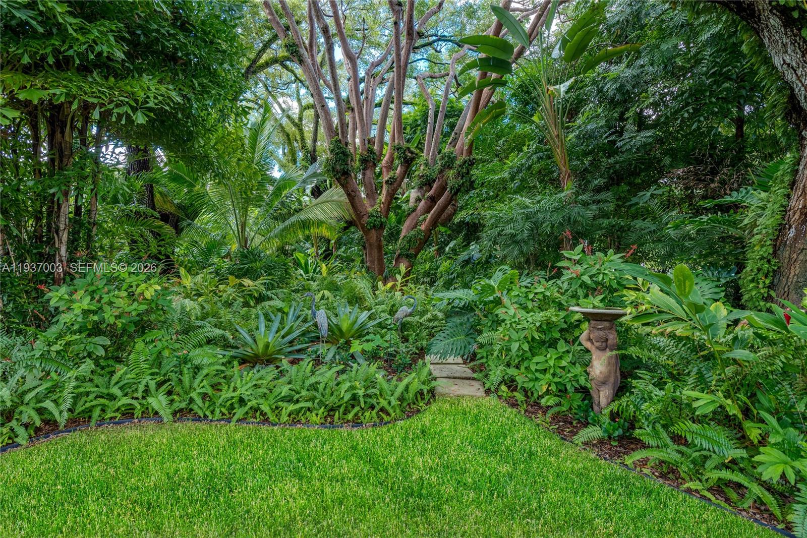 1036 S Greenway Dr Coral Gables, FL 33134