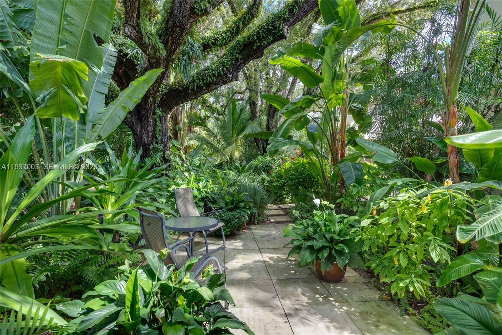 1036 S Greenway Dr Coral Gables, FL 33134