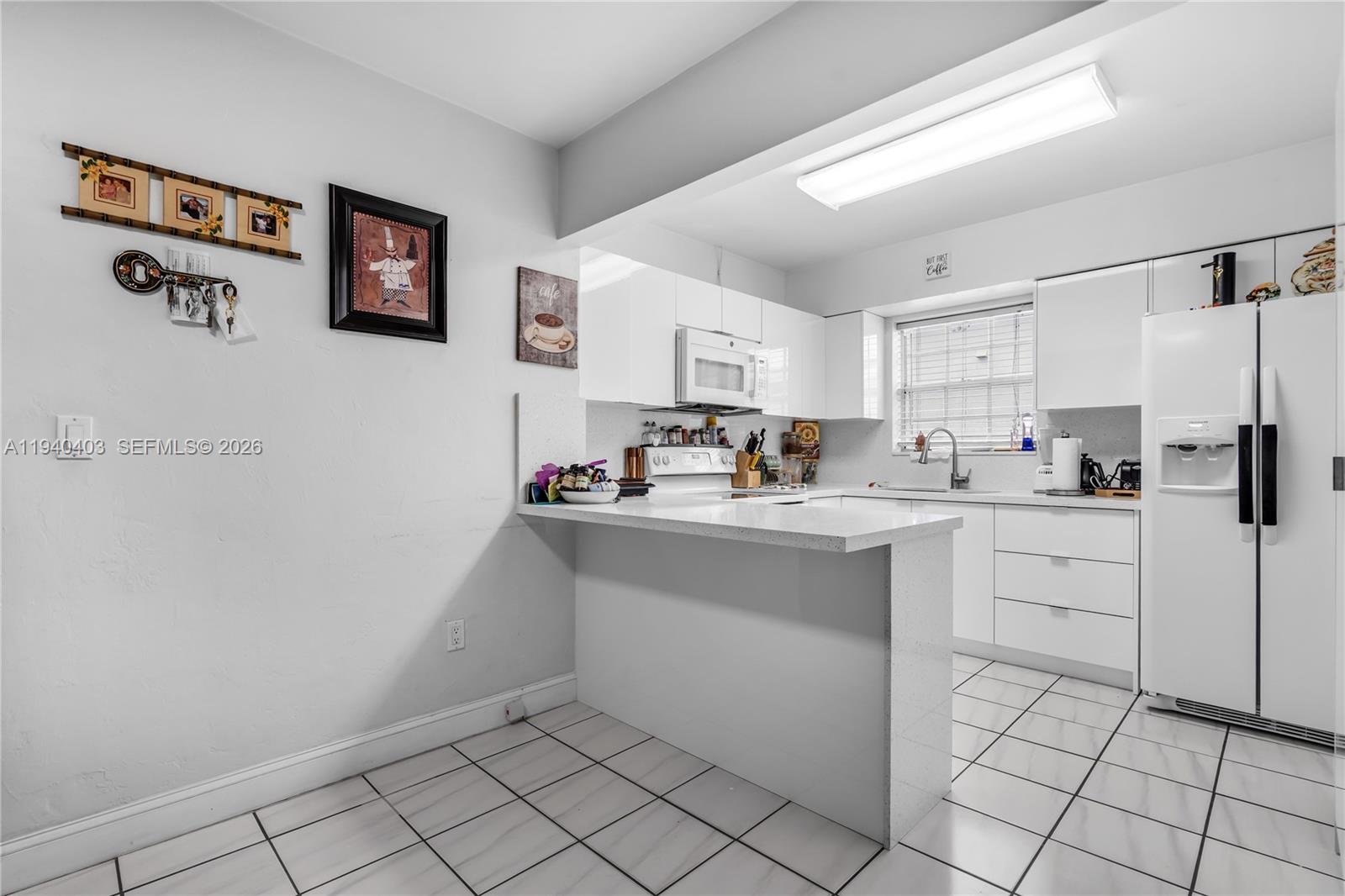 2145 SW 26th St Miami, FL 33133