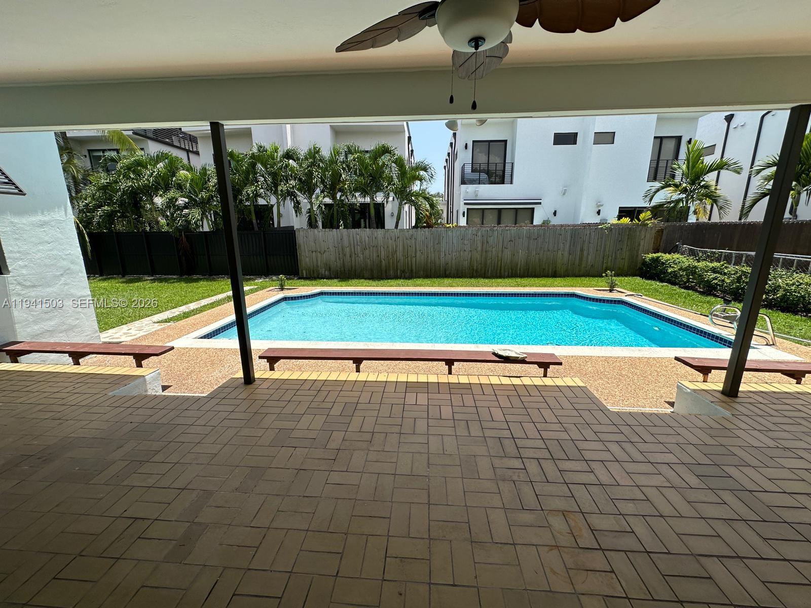 3050 SW 21st St Miami, FL 33145