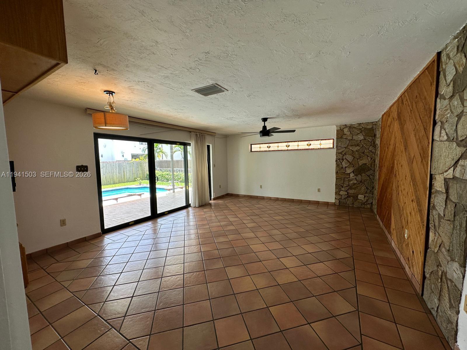 3050 SW 21st St Miami, FL 33145