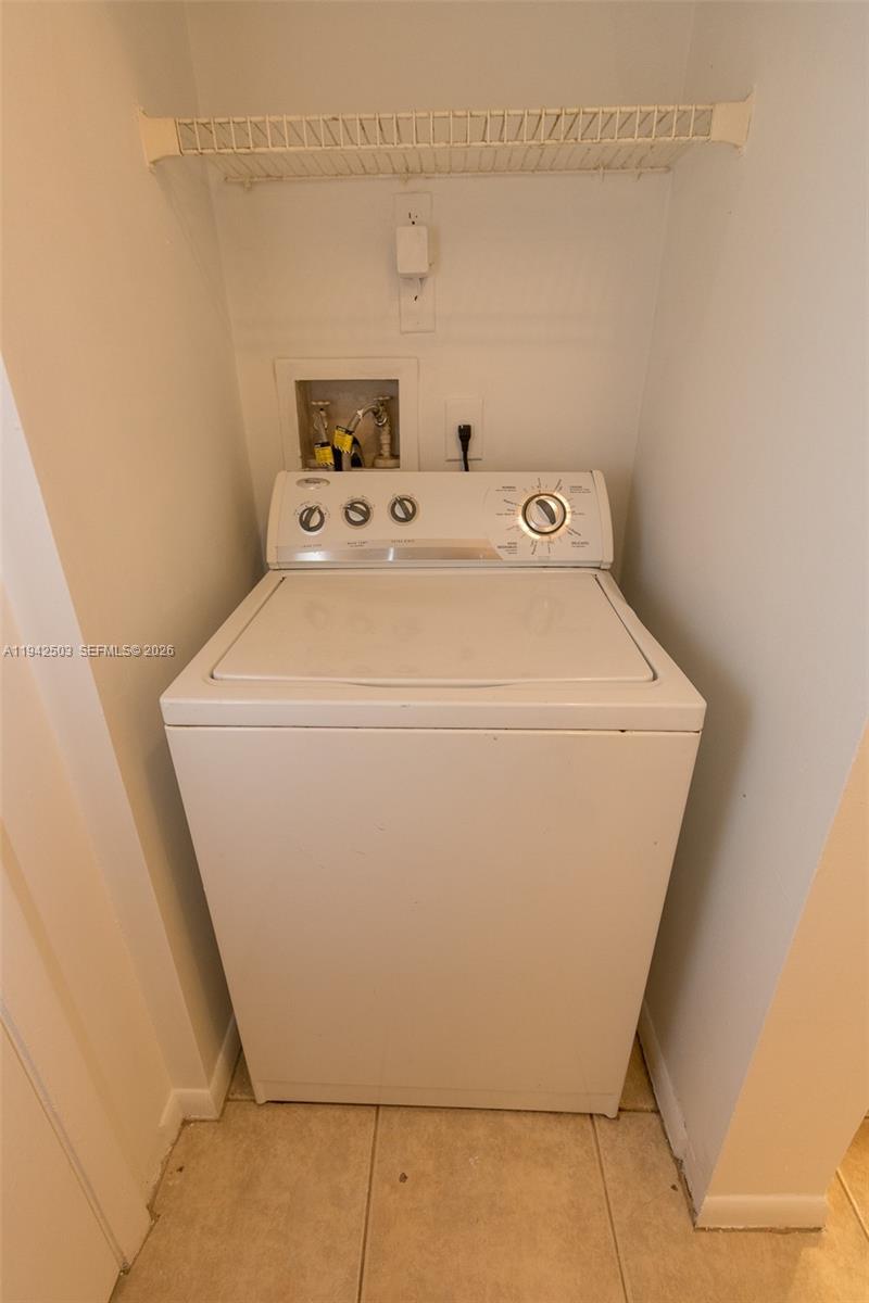 18328 NW 68th Ave #P Hialeah, FL 33015