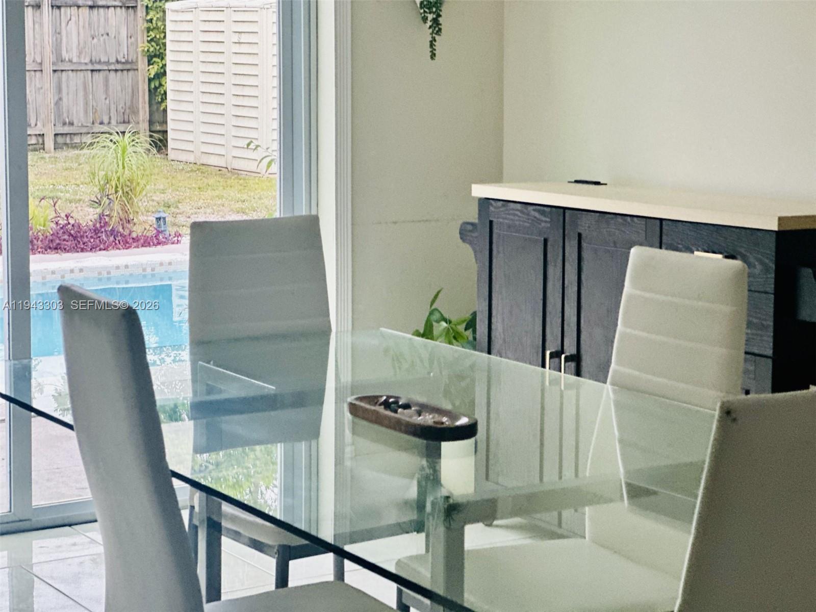 7021 Scott St Hollywood, FL 33024