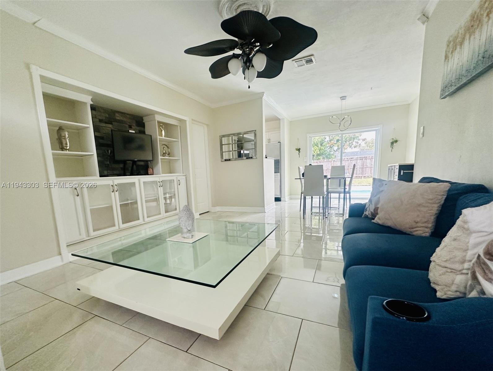 7021 Scott St Hollywood, FL 33024