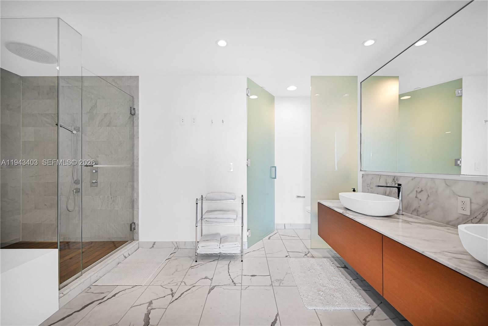 10203 Collins Ave #903 Bal Harbour, FL 33154