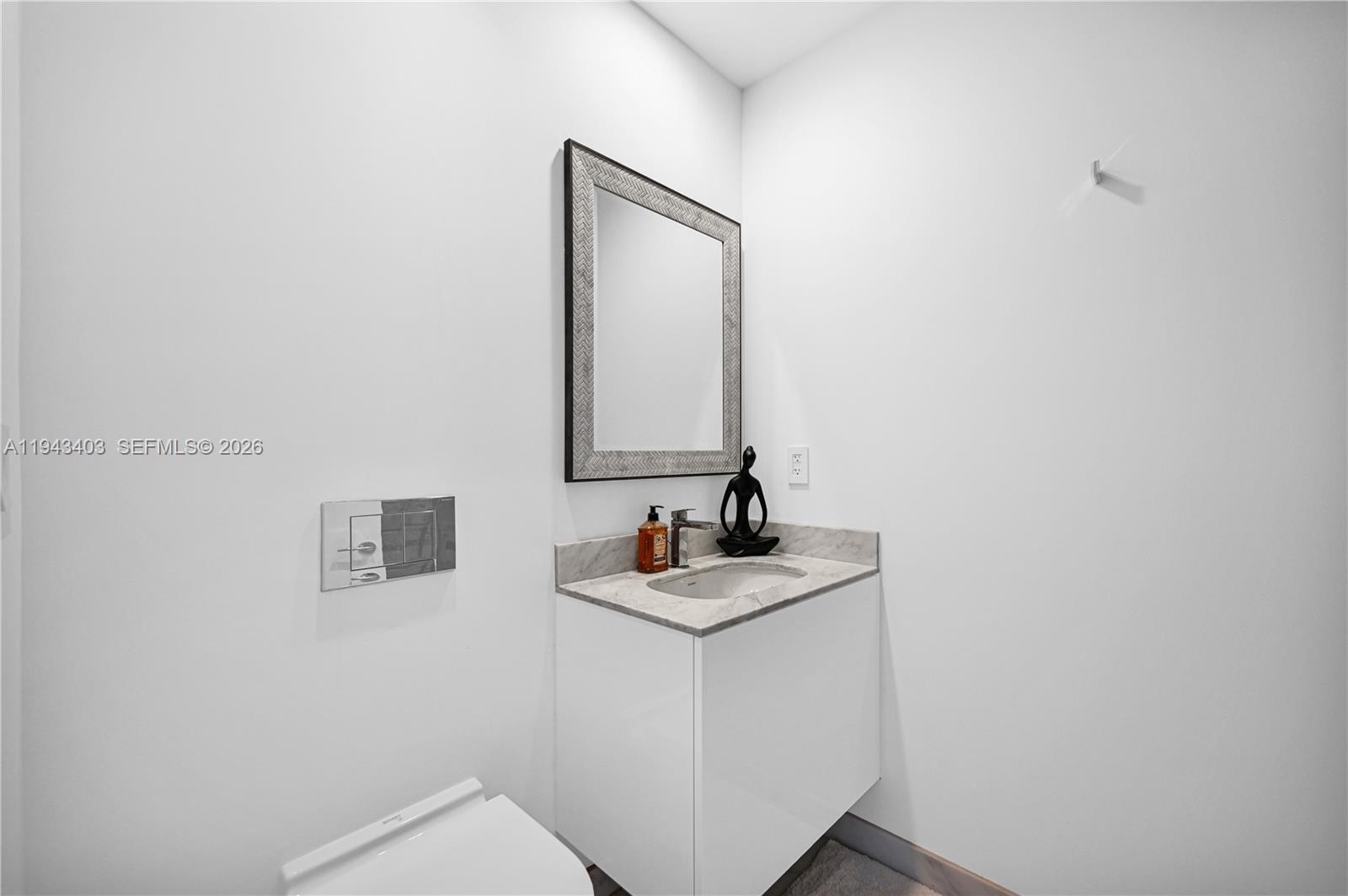 10203 Collins Ave #903 Bal Harbour, FL 33154