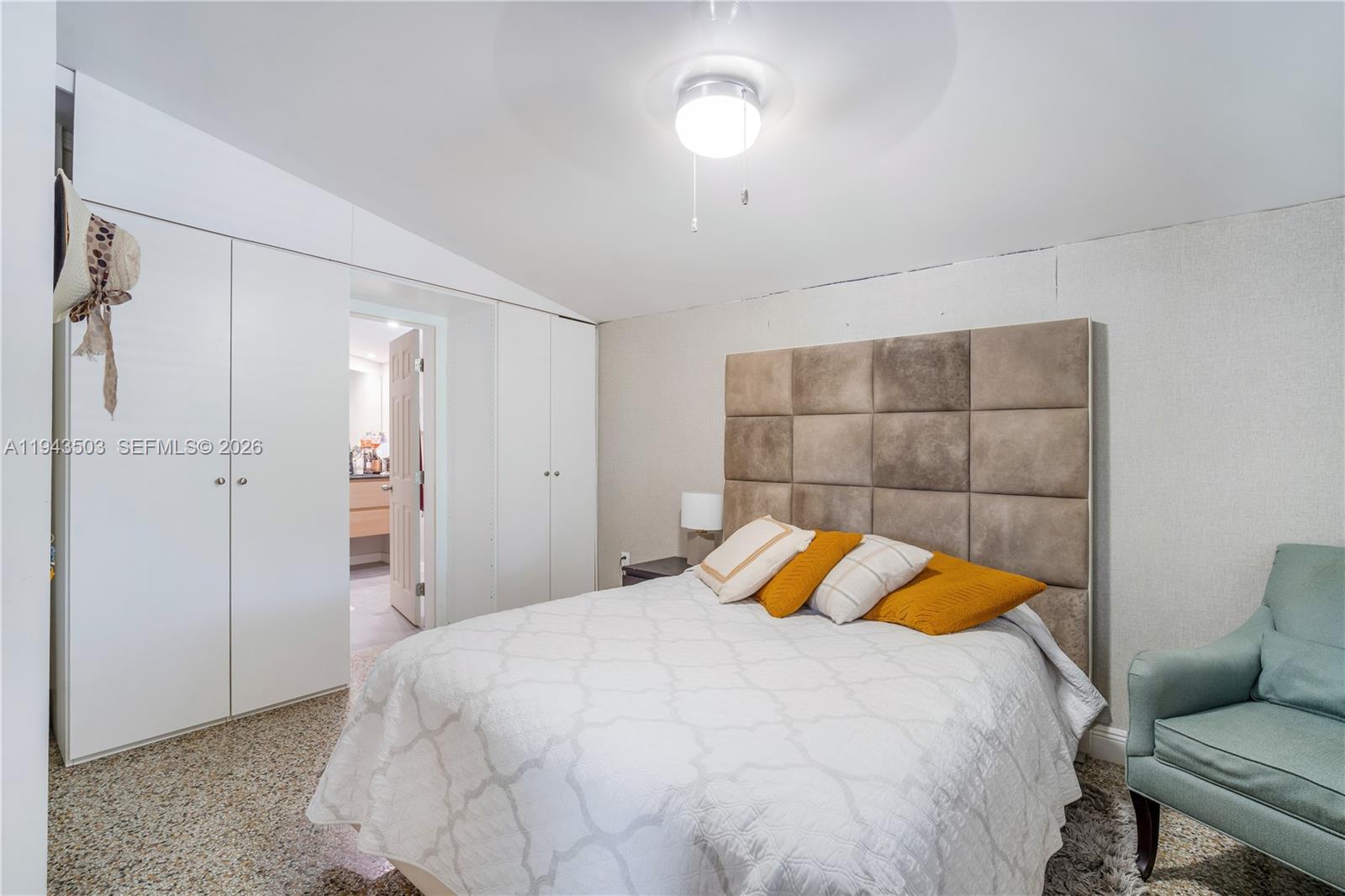 1245 NE 154th St North Miami Beach, FL 33162