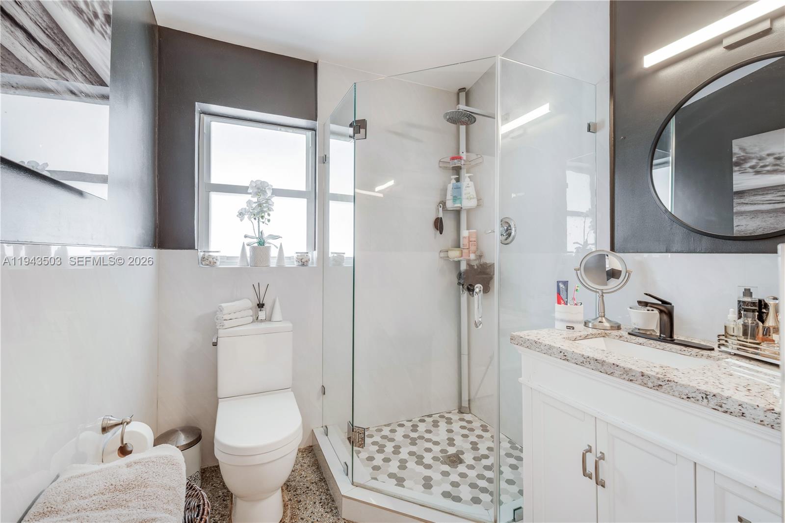 1245 NE 154th St North Miami Beach, FL 33162