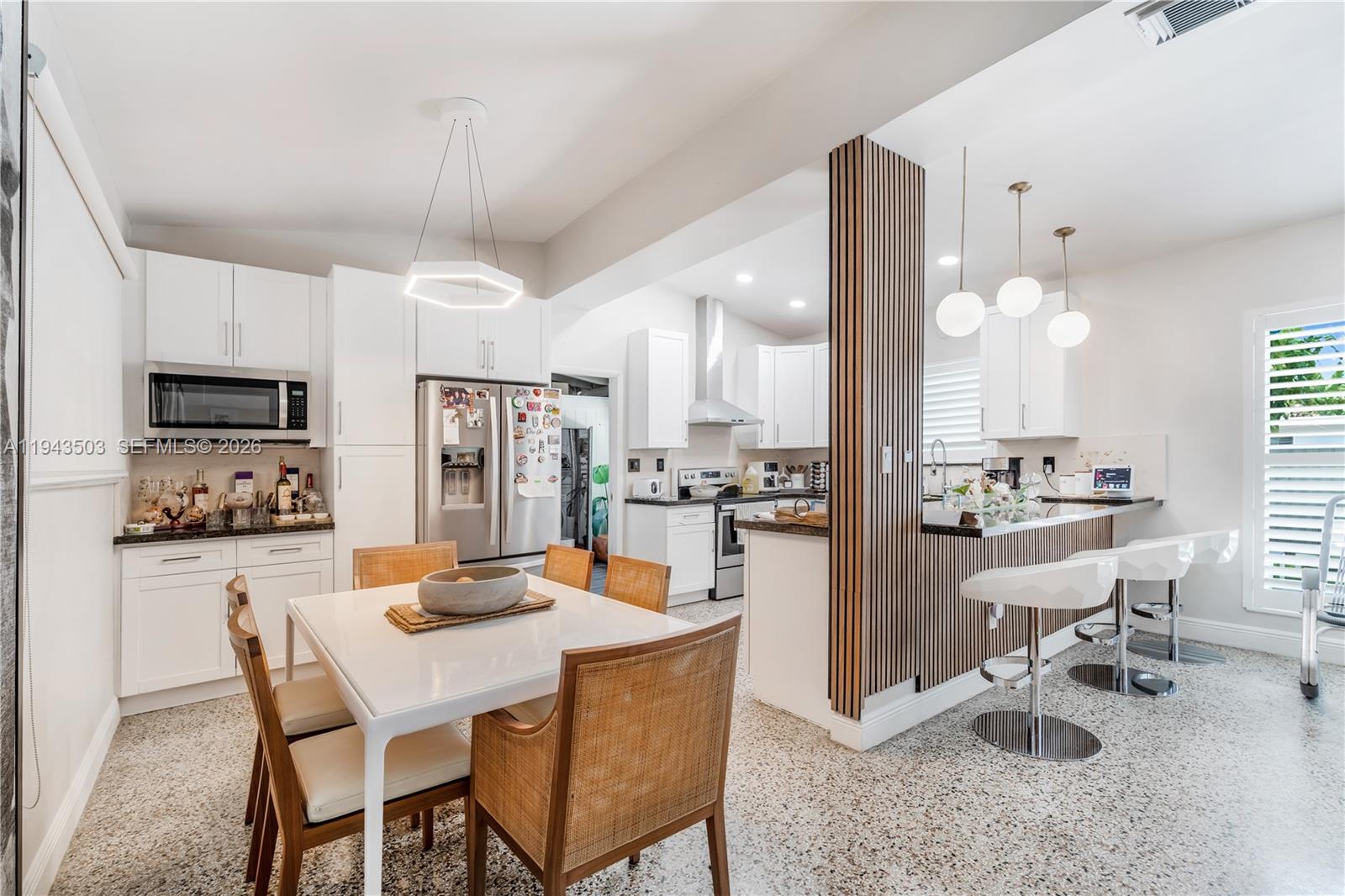 1245 NE 154th St North Miami Beach, FL 33162