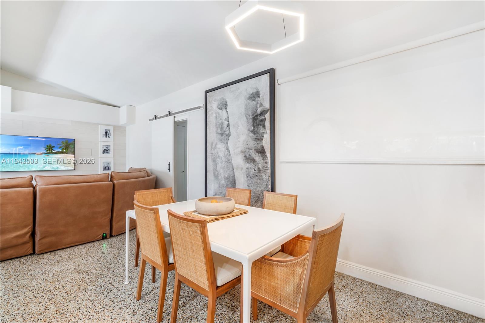 1245 NE 154th St North Miami Beach, FL 33162