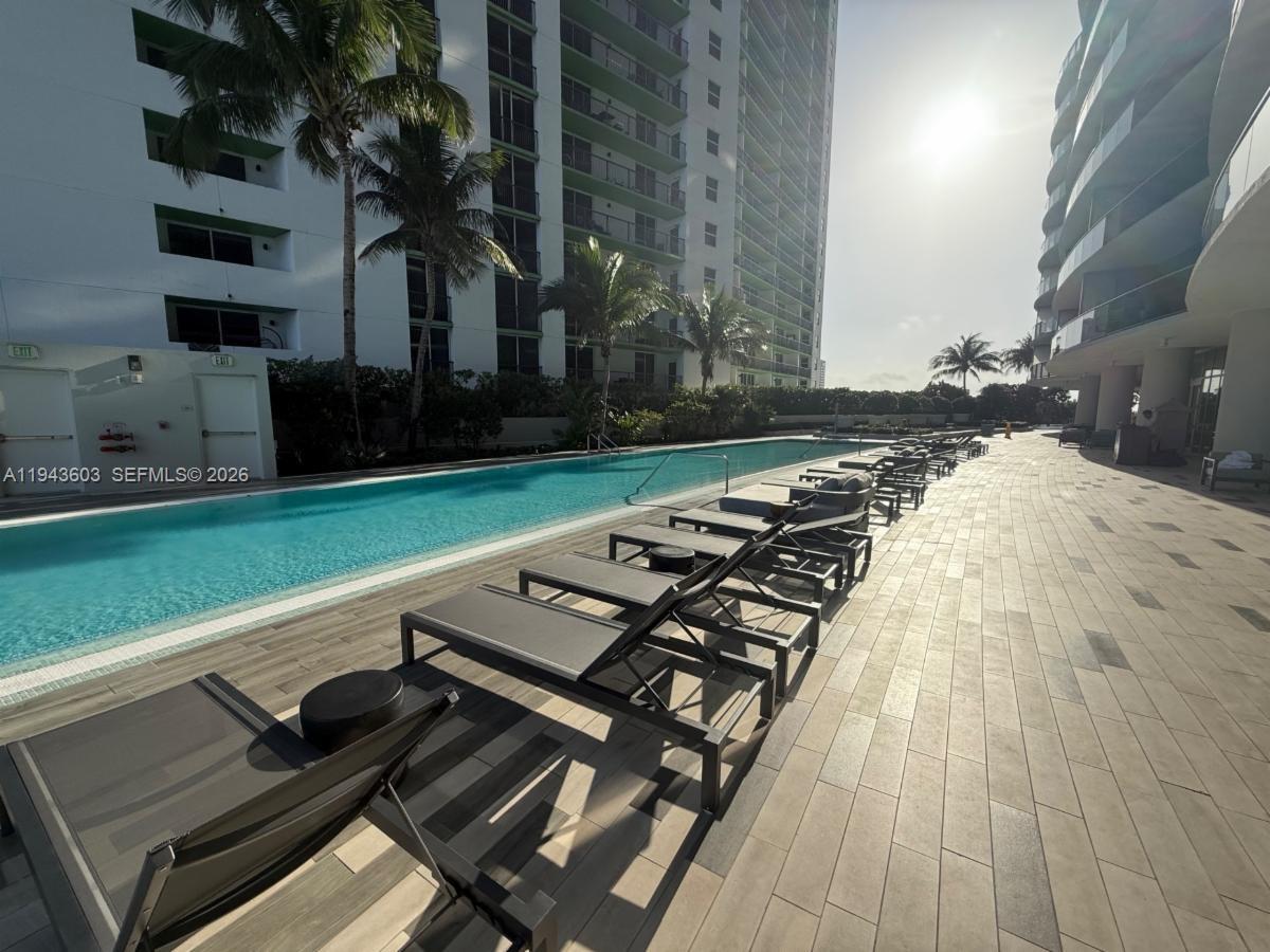 image Aria On The Bay Condo35