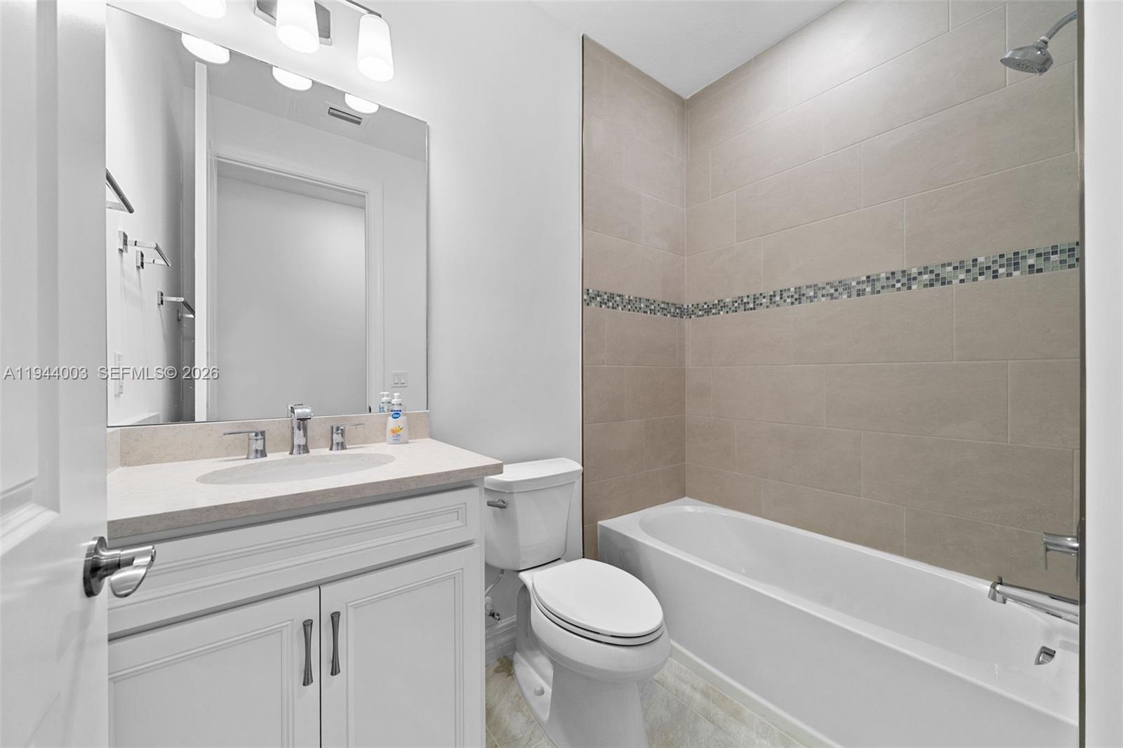 2715 Primrose Pl Oakland Park, FL 33309