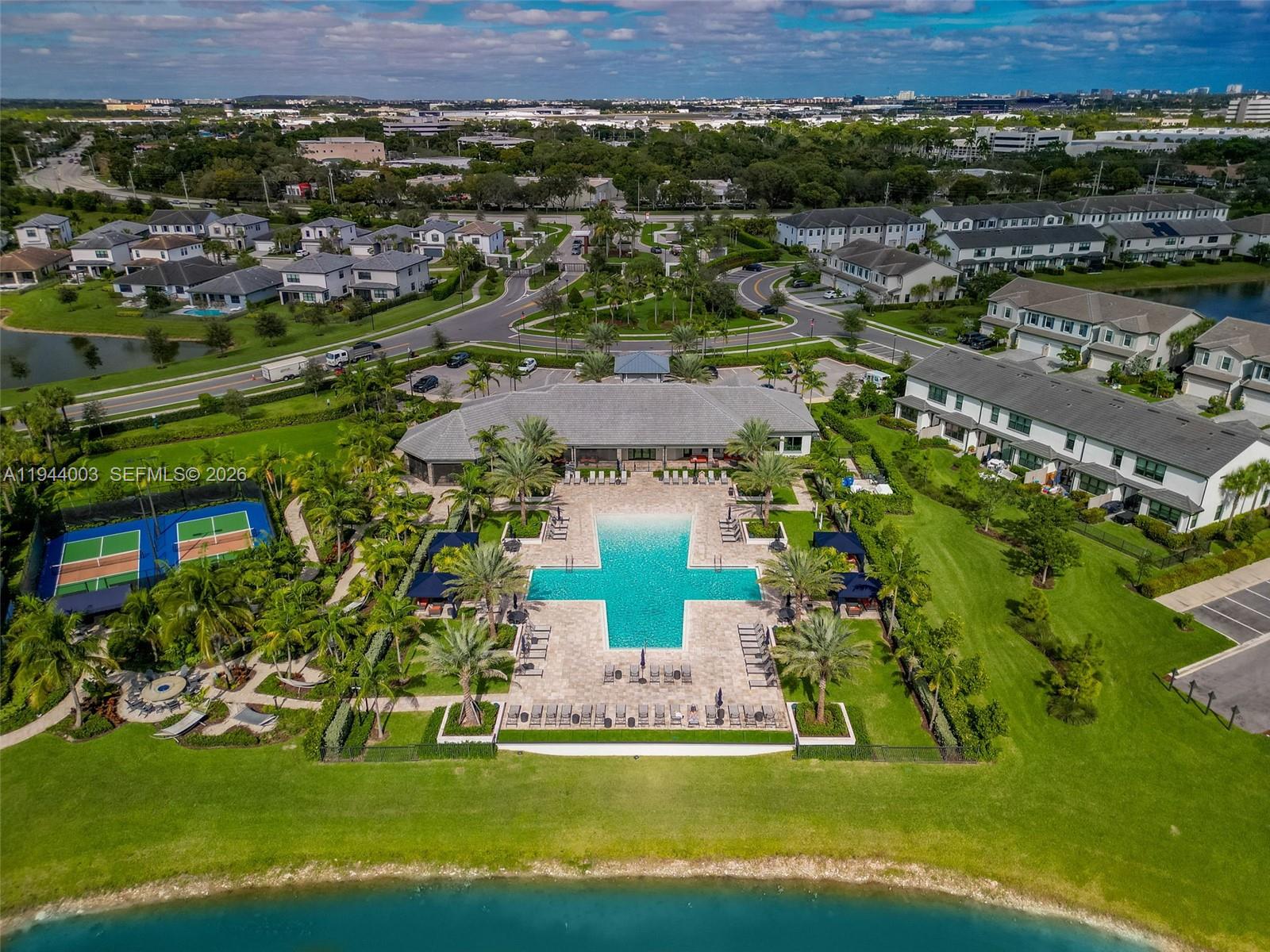 2715 Primrose Pl Oakland Park, FL 33309