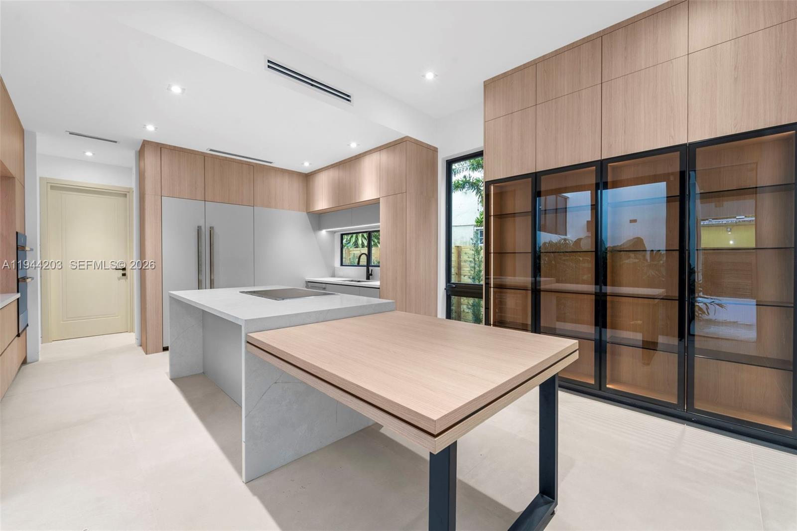 685 NE 81st St Miami, FL 33138