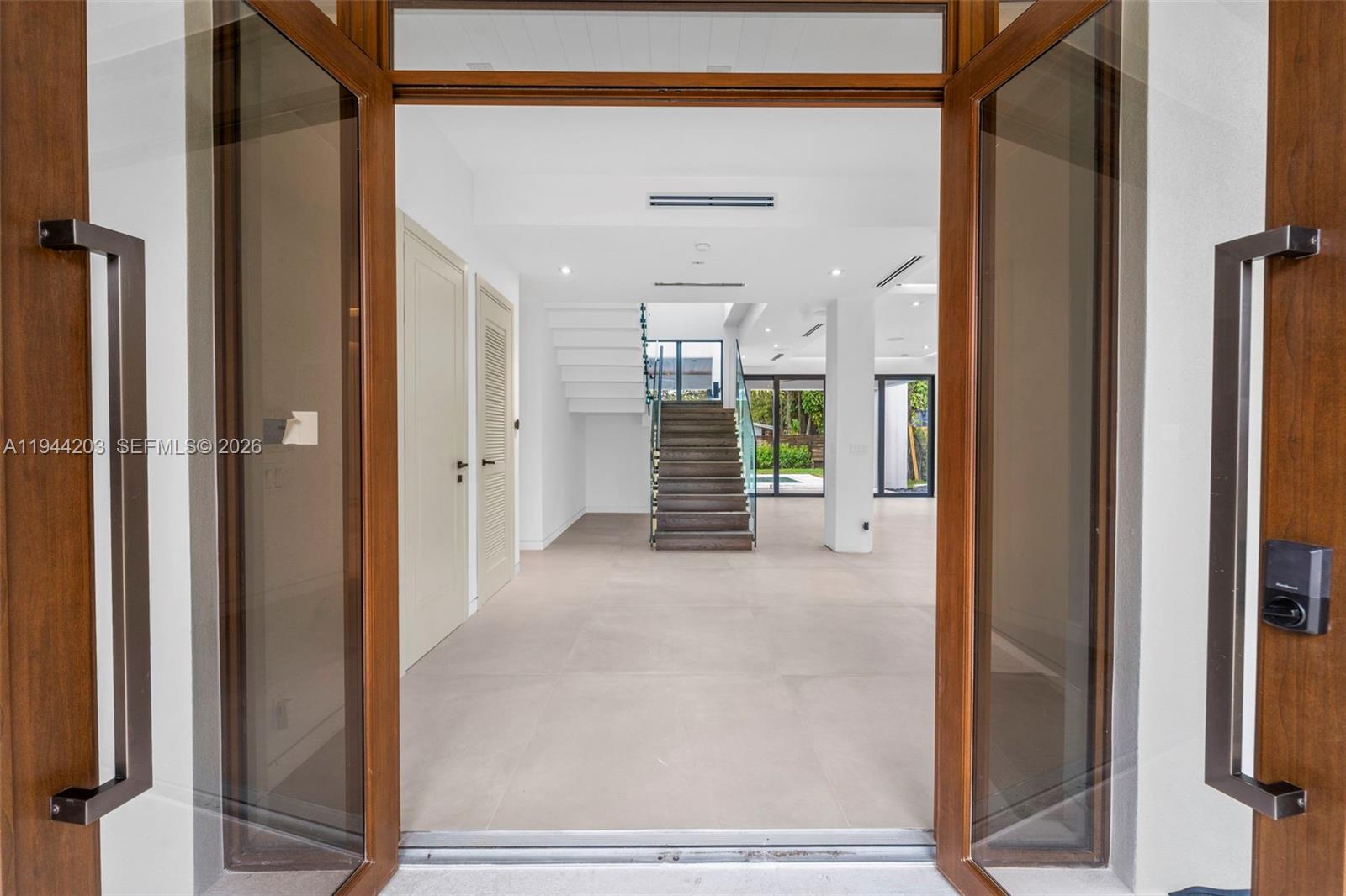 685 NE 81st St Miami, FL 33138