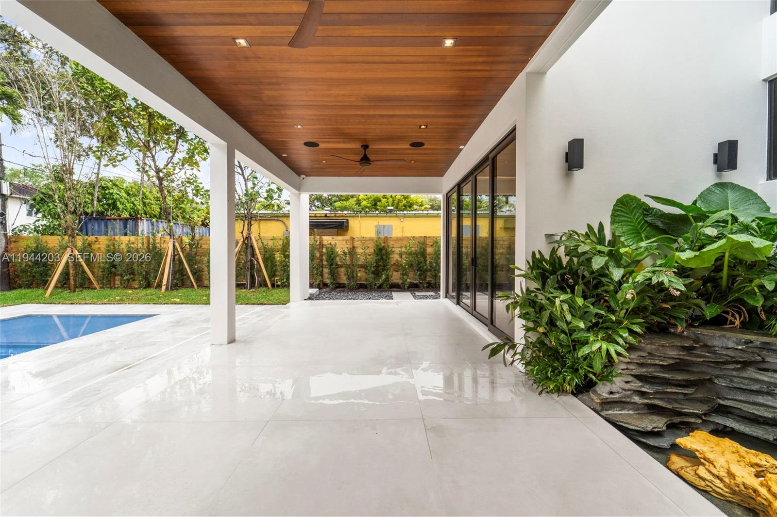 685 NE 81st St Miami, FL 33138