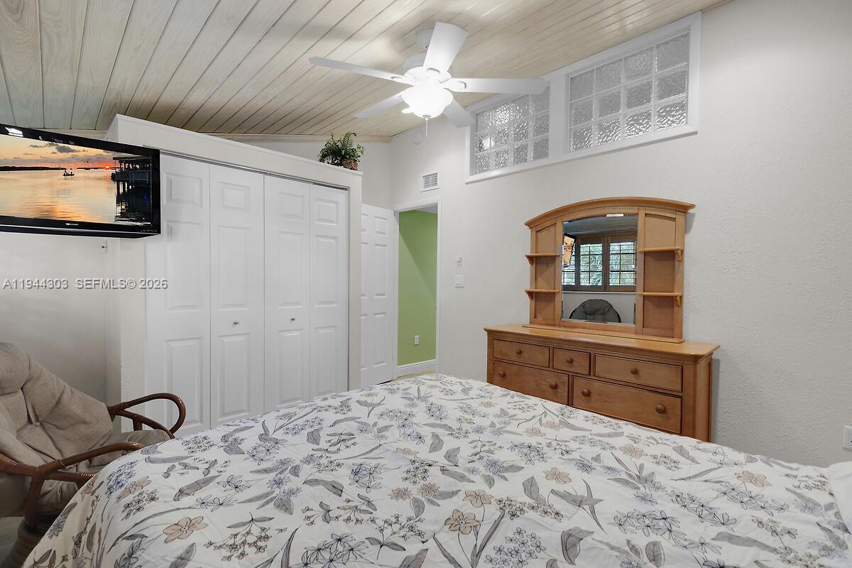 87200 Overseas Hwy #M2 Plantation Key, FL 33036