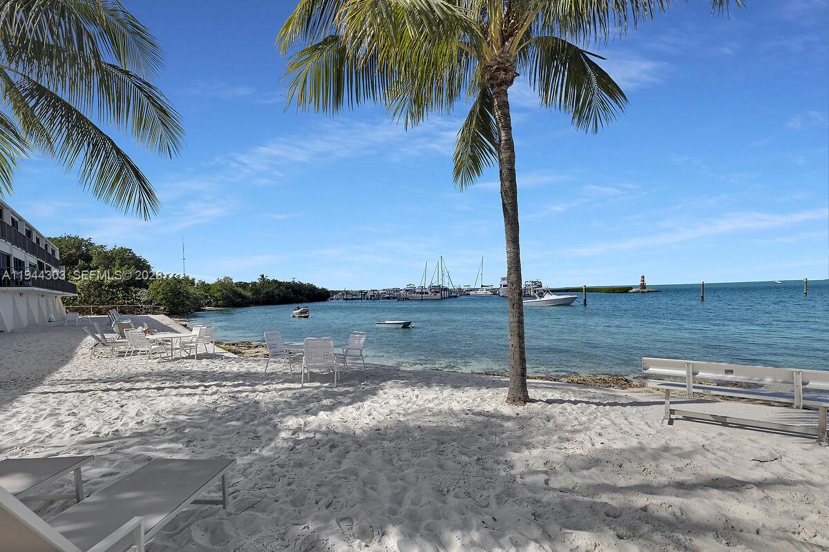 87200 Overseas Hwy #M2 Plantation Key, FL 33036