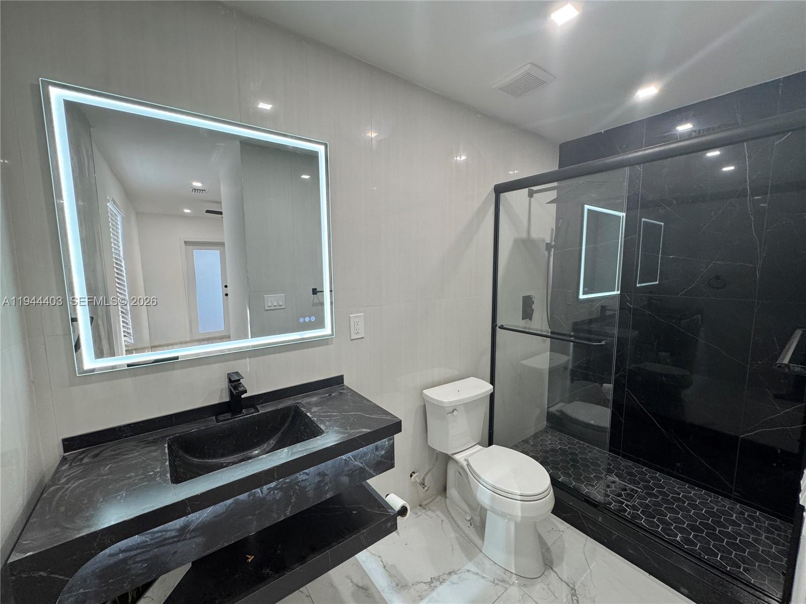 8600 Taft St #8600 Pembroke Pines, FL 33024