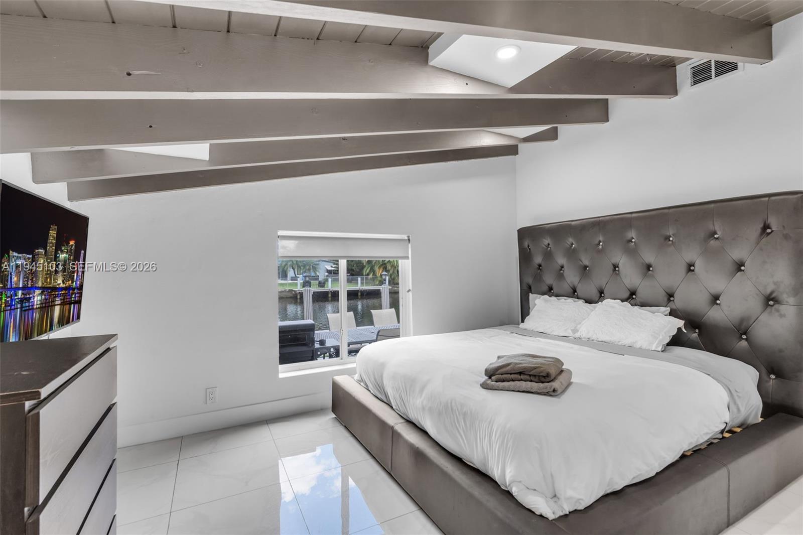 2721 Harding St Hollywood, FL 33020