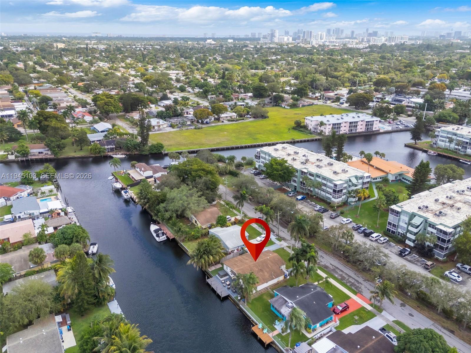 2721 Harding St Hollywood, FL 33020