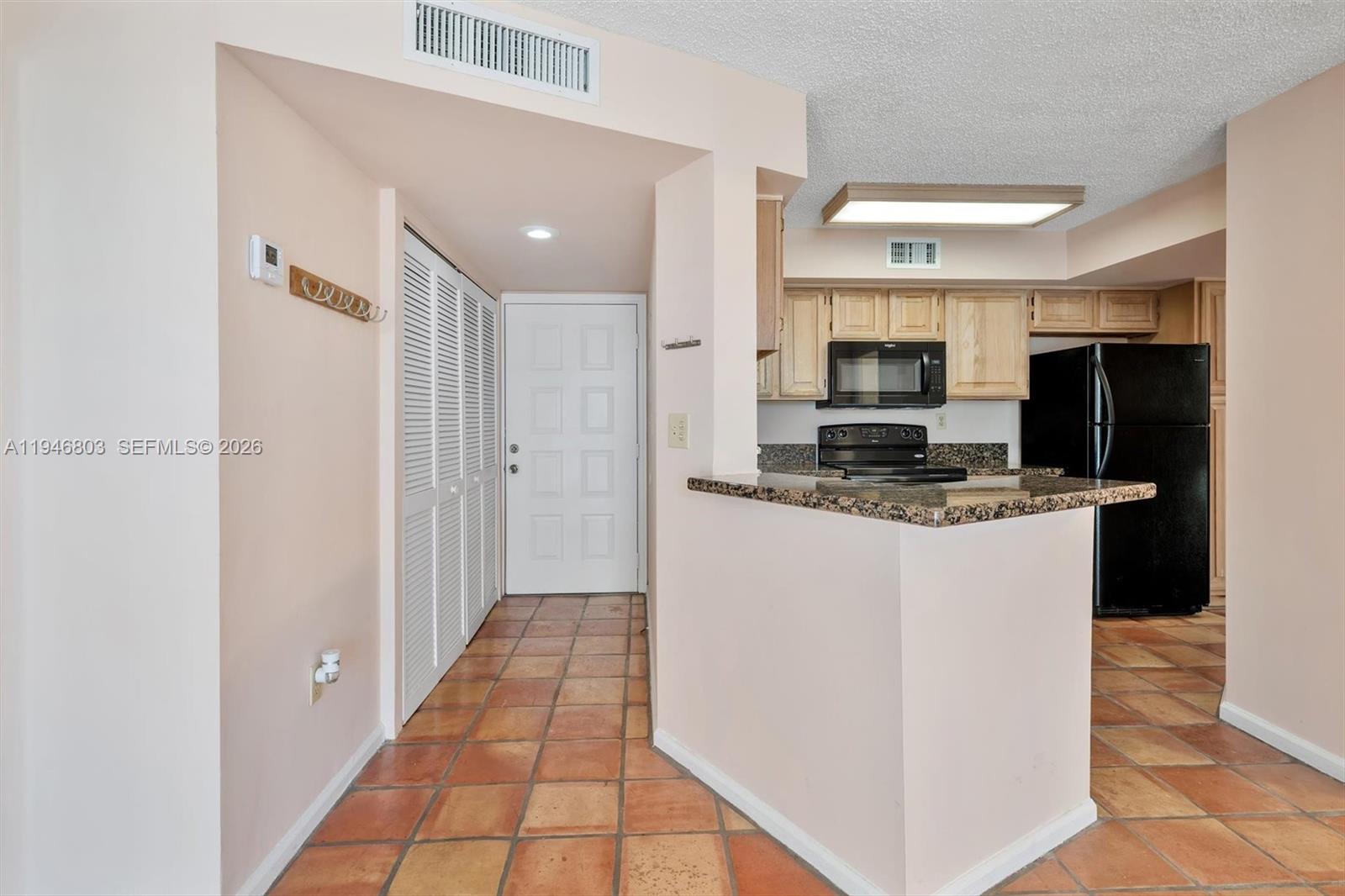 1280 S Alhambra Cir #2211 Coral Gables, FL 33146