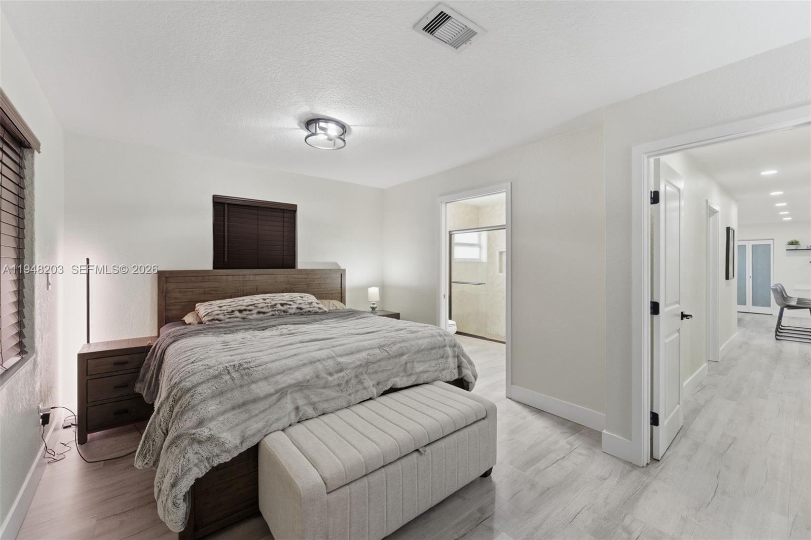 11065 SW 52nd Dr Miami, FL 33165