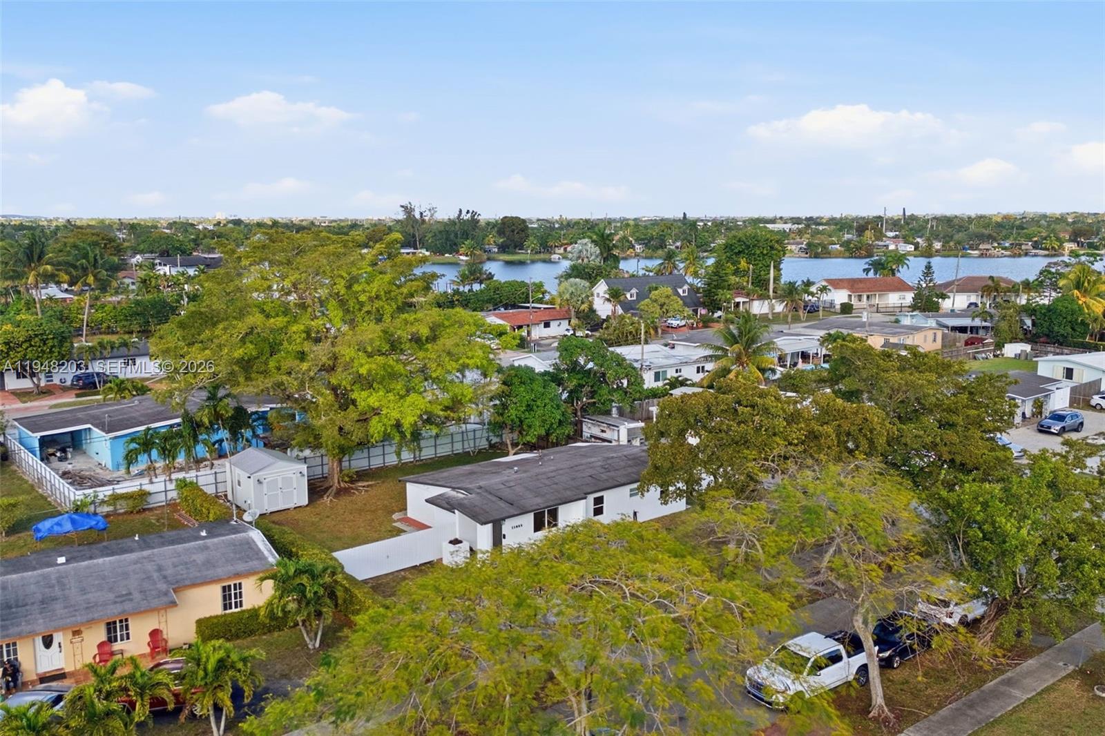 11065 SW 52nd Dr Miami, FL 33165