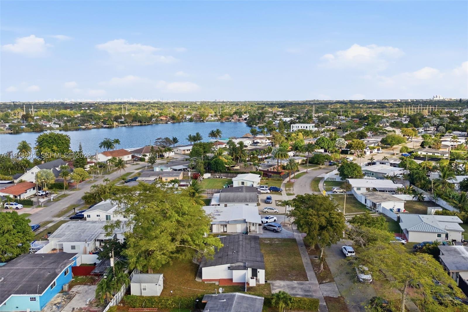 11065 SW 52nd Dr Miami, FL 33165