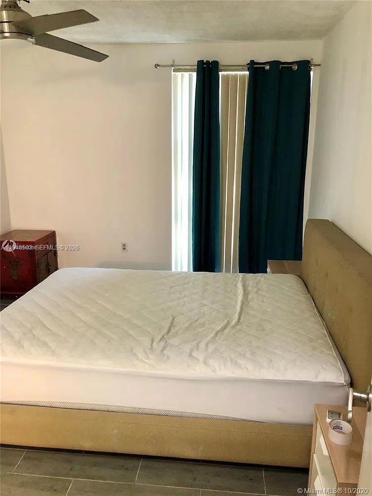 17570 Atlantic Blvd #105 Sunny Isles Beach, FL 33160