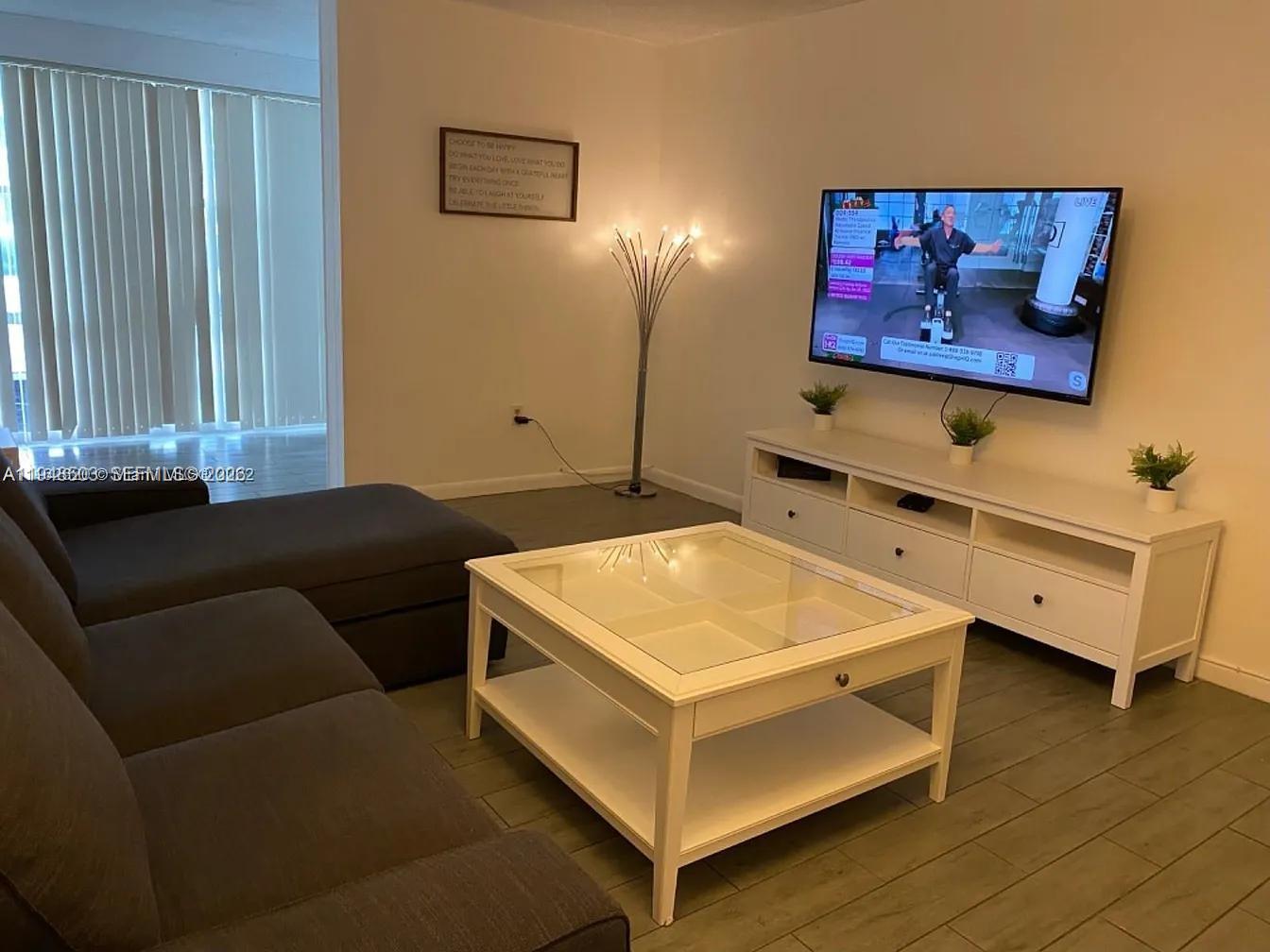 17570 Atlantic Blvd #105 Sunny Isles Beach, FL 33160