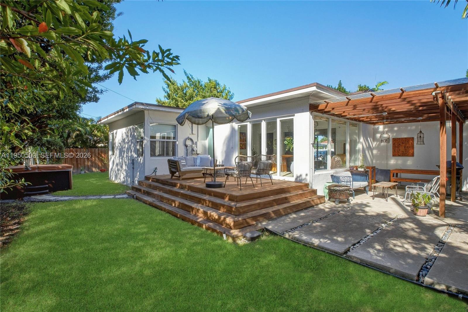 1106 NE 86th St Miami, FL 33138