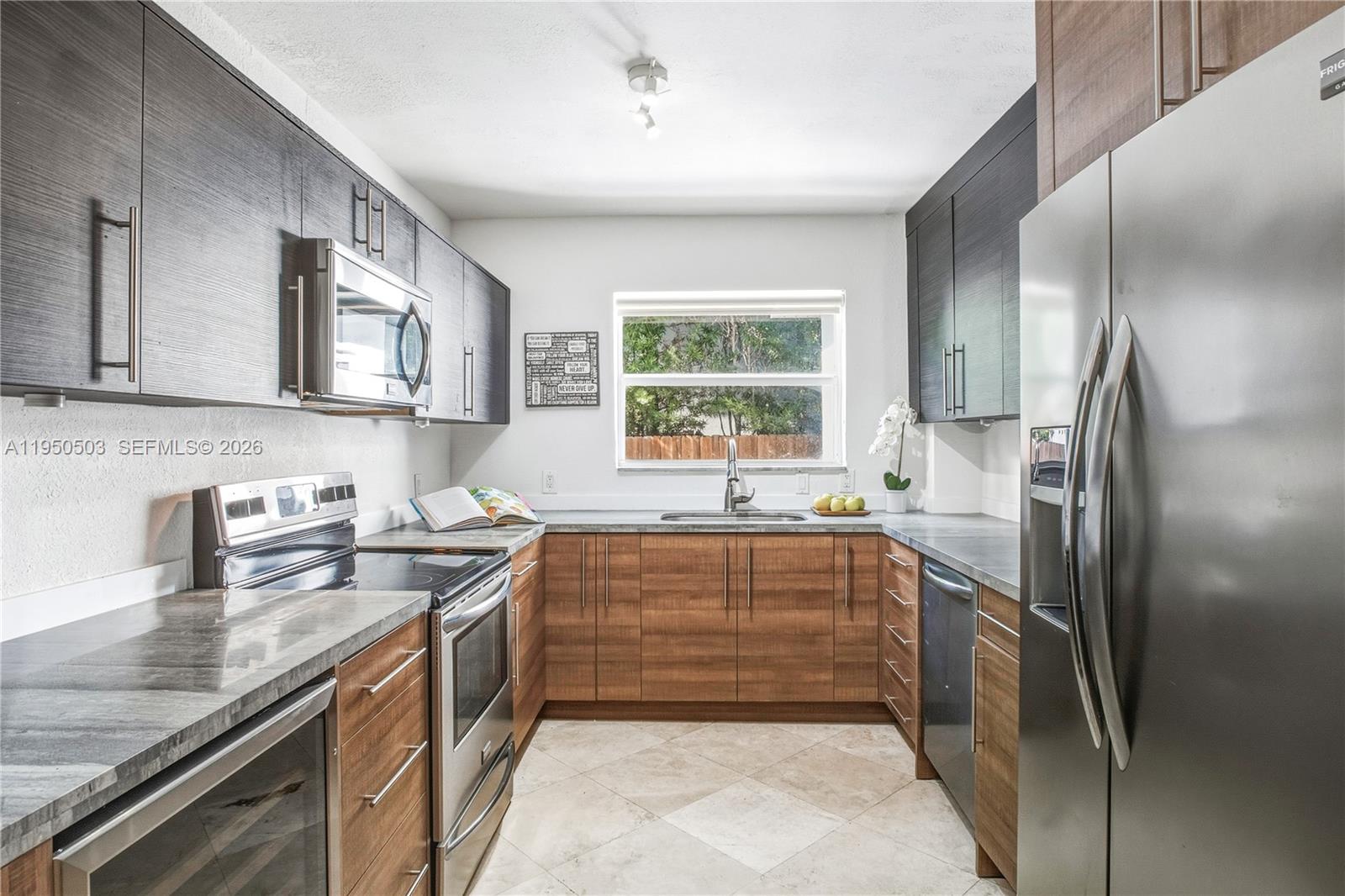 1106 NE 86th St Miami, FL 33138