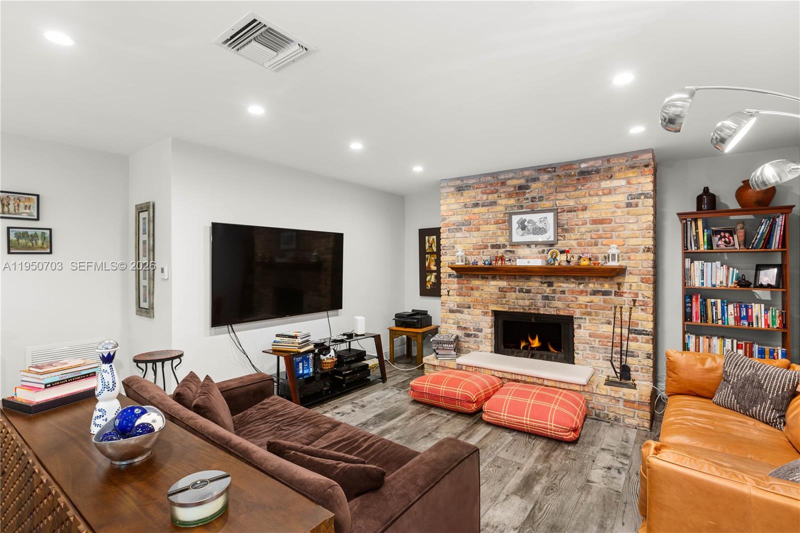 6809 Mentone St Coral Gables, FL 33146