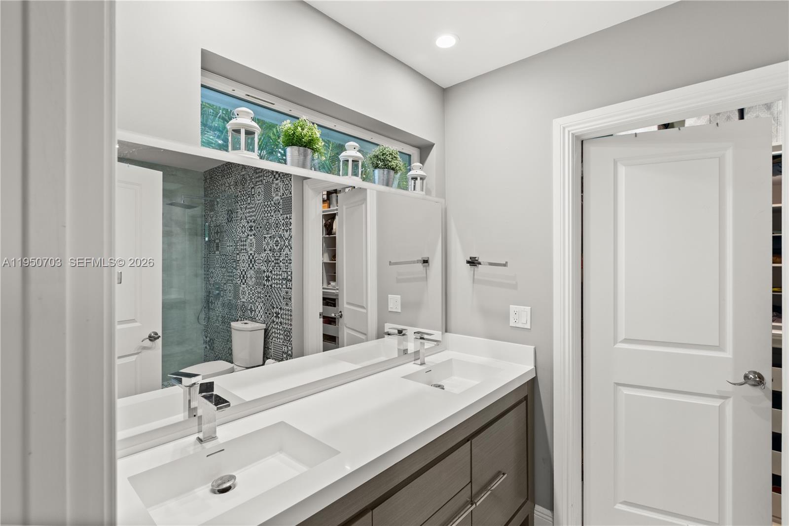 6809 Mentone St Coral Gables, FL 33146