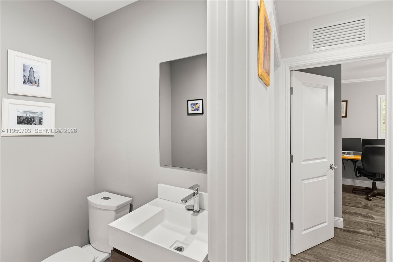 6809 Mentone St Coral Gables, FL 33146