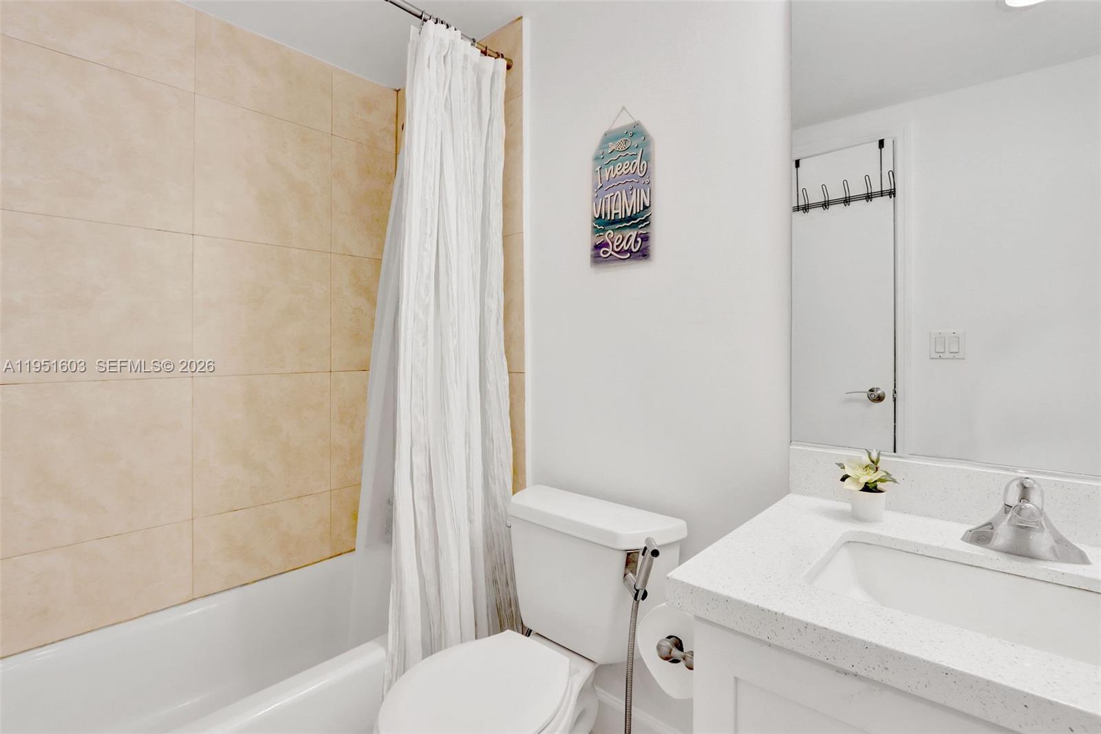 7501 E Treasure Dr #9EF North Bay Village, FL 33141