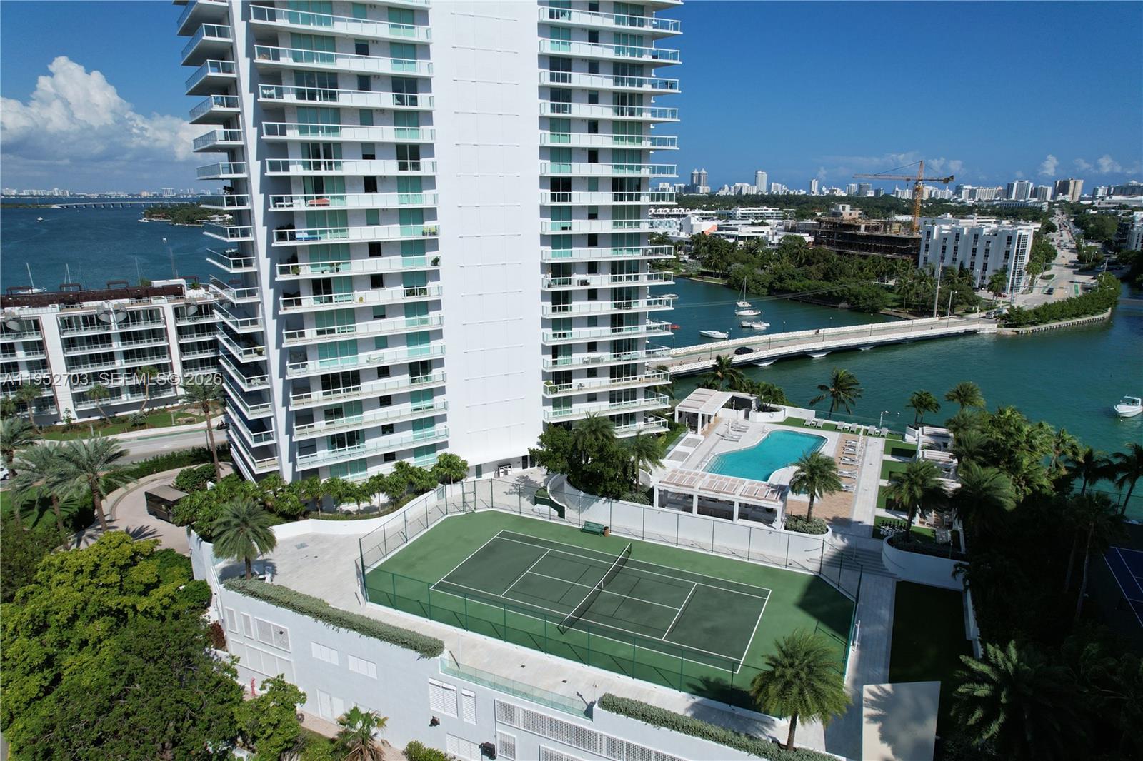 10 Venetian Way #604 Miami Beach, FL 33139