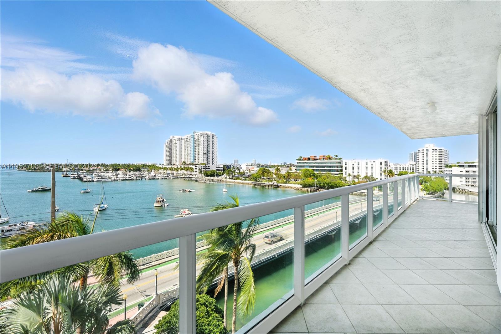 10 Venetian Way #604 Miami Beach, FL 33139