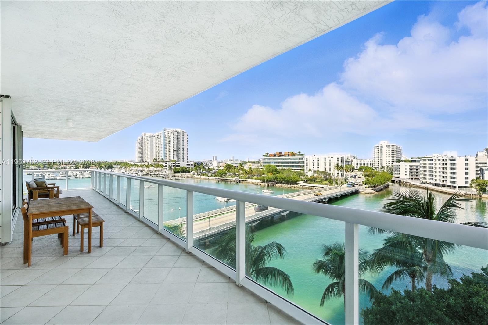 10 Venetian Way #604 Miami Beach, FL 33139
