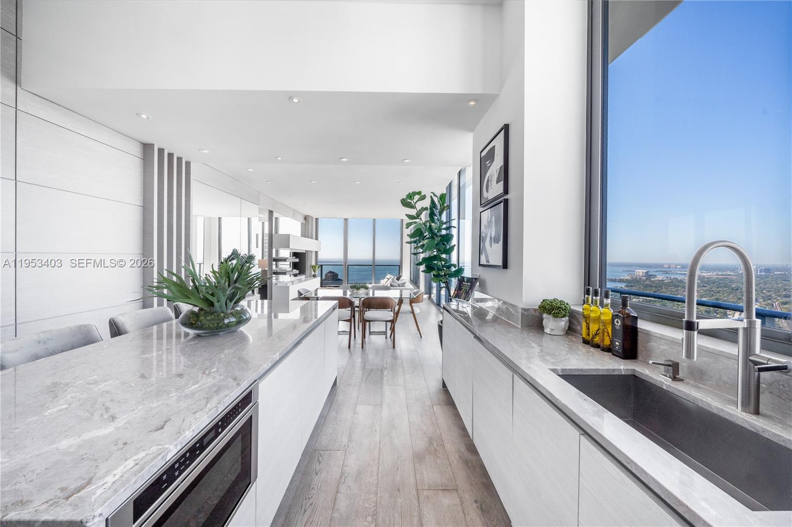 1300 S Miami Ave #UPH4 Miami, FL 33130