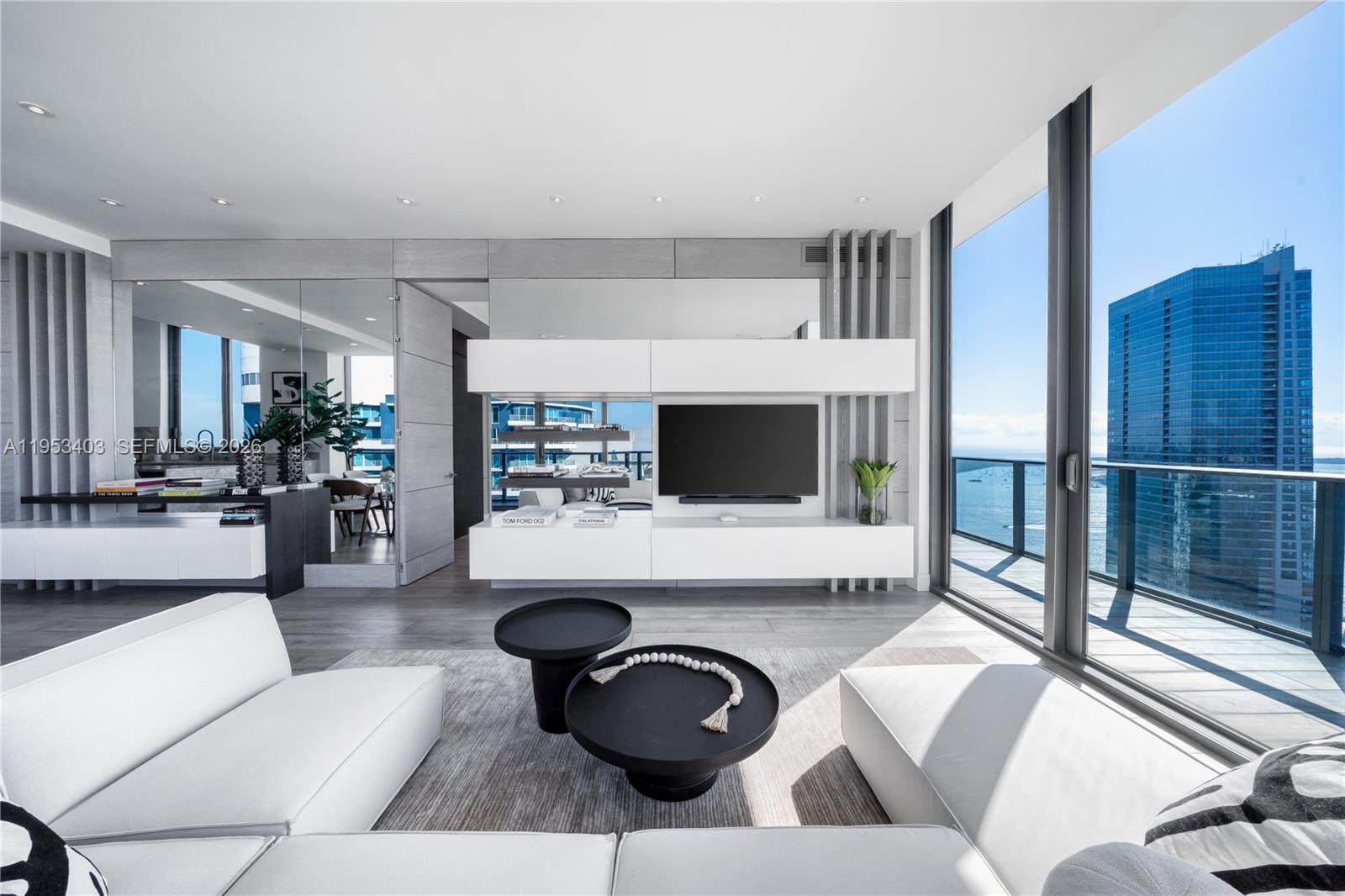 1300 S Miami Ave #UPH4 Miami, FL 33130